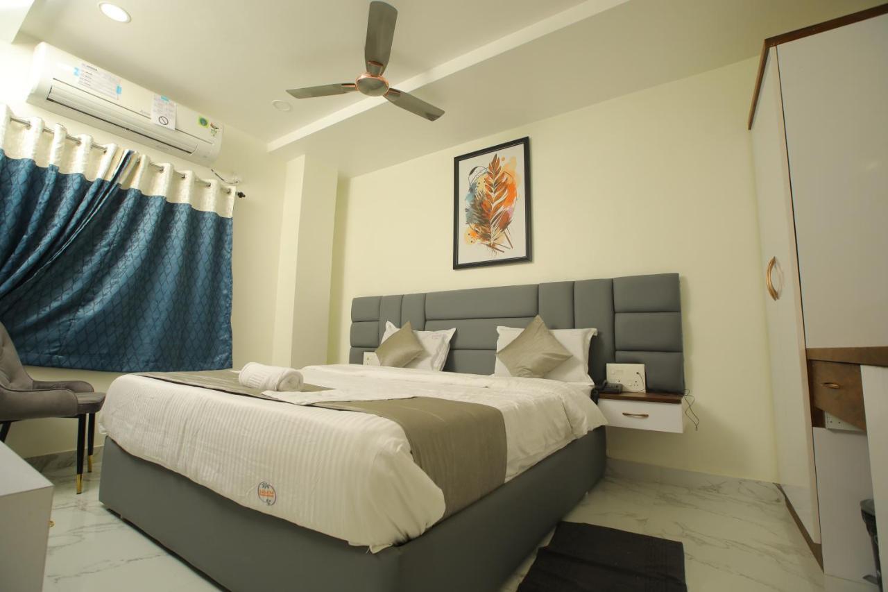 Hotel Radha Rani Residency Khammam Exterior foto
